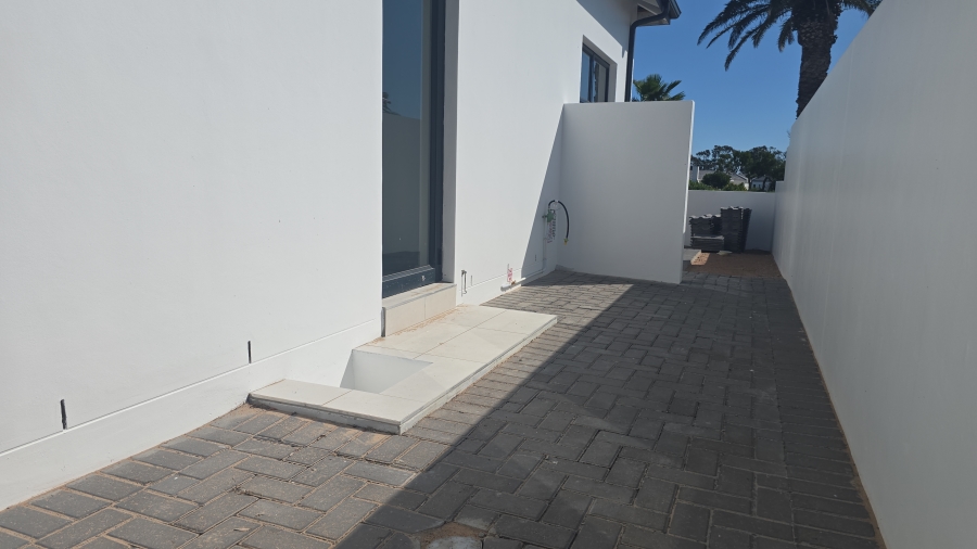 3 Bedroom Property for Sale in Shelley Point Western Cape